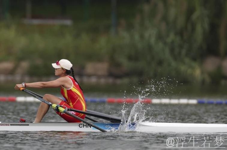 刘睿琦挺进赛艇女子单人双桨A组决赛 刘睿琦挺进赛艇女子单人双桨A组决赛